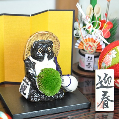 盆栽 苔盆栽 パパたぬき迎春セット お正月飾り 信楽狸 苔 パパ 盆栽 苔 苔陶器 置物 コケ グリーン テラリウム インテリア 苔玉 こけだま こけ盆栽 コケ盆栽 父の日 敬老の日 草 山苔 苔玉盆