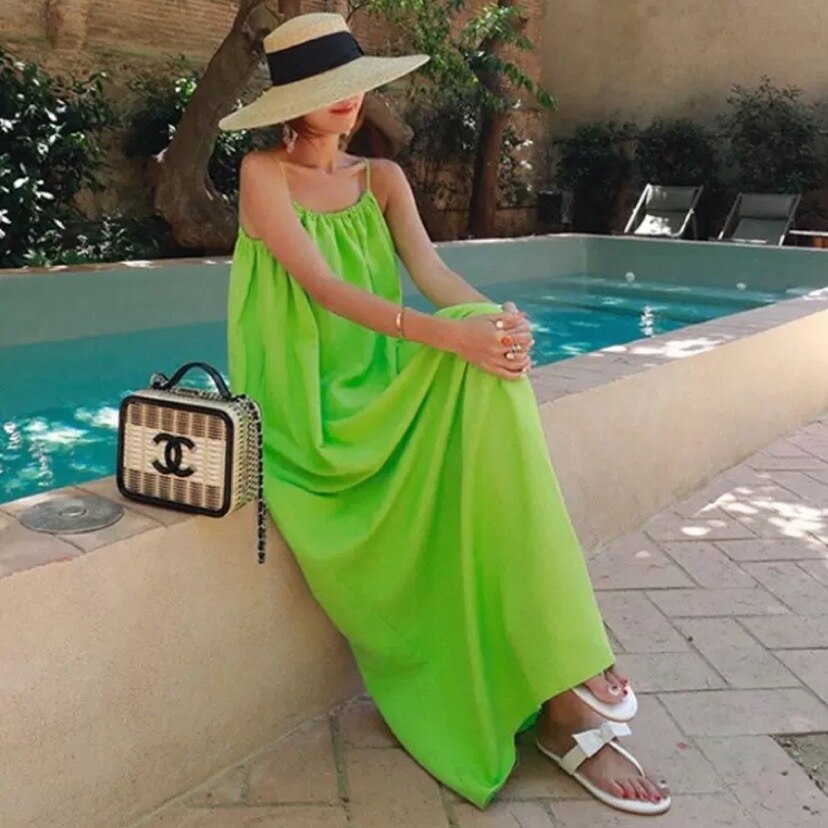 2色 ワンピース ノースリーブ 春夏 きれいめ ロング キャミワンピ ロング丈 マキシ丈 ラウンドネック BIGシルエット フレア 背中魅せ 色展開 ブラック グリーン S M L XL かわいい 大