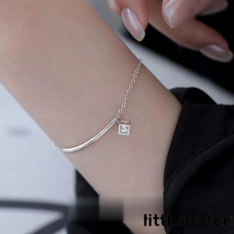 ブレスレット レディース ホワイトデーのお返し 女性 30代 四角 パイプ チェーン プラチナ仕上げ ギフト 母の日ギフト