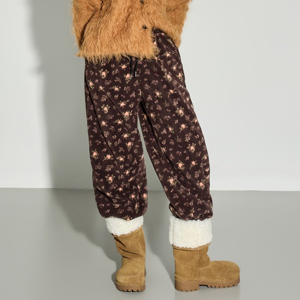 P3730 フラワーポリス起毛パンツ 5,361円