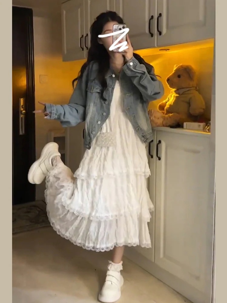 女性用フレンチホワイトサスペンダードレス夏2024初春ハイエンド海辺休暇ビーチドレス