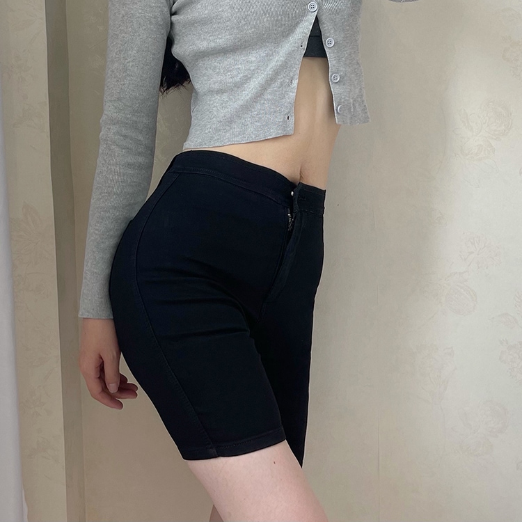 ショートパンツ デニム ストレッチ 薄手 ハイウエスト タイト レディース パンツ ボトムス 膝上 スリム 細身 ストレート 大人可愛い きれいめ シンプル カジュアル おしゃれ こなれ感 ラフ 6,980円