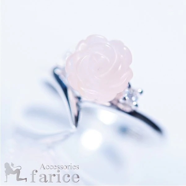 ミルキーピンクローズストーン&ホワイトキュービックジルコニアリーフ フラワージュエリーリング