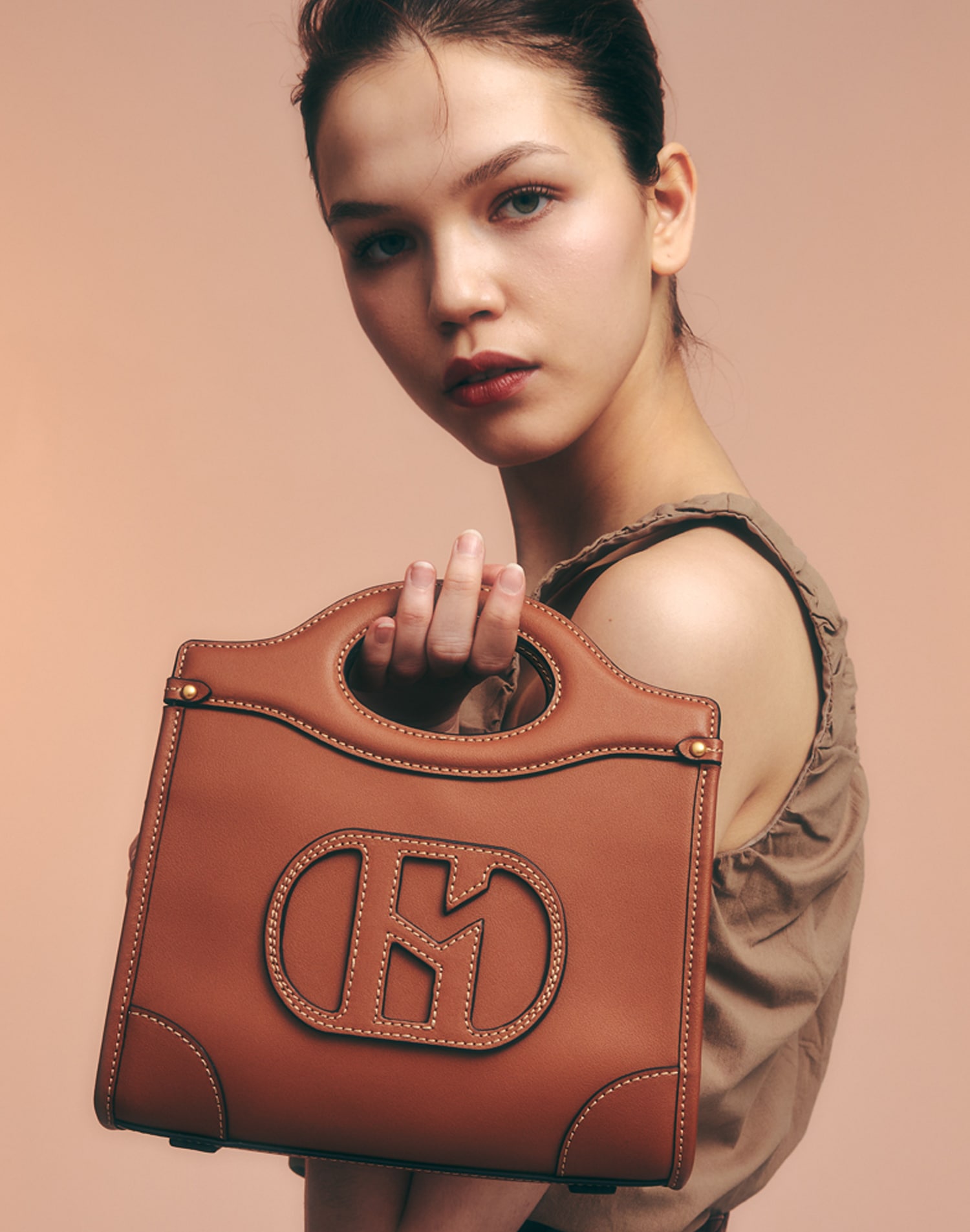 トートバッグ COURONNE Ballon Tote 26 (Black)_RCBTX24656BKX COURONNE 正規品/送料/関税込み Ruvo トート26 (COURONNE/トート