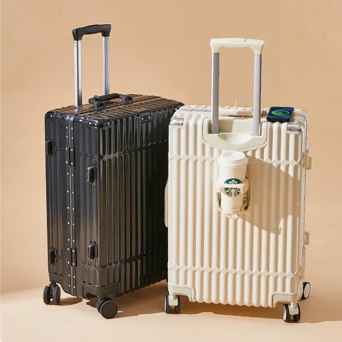 新作です スーツケース 韓国 キャリーケース です のアルミフレームです ロッドボックス 万向輪 大容量内蔵USBポートです 搭乗用スーツケース 静音 旅行バック 多色 キャリーバッグ 修学 旅行