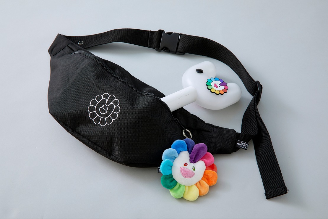 【ラインフレンズ】 NewJeans x MURAKAMI LIGHT STICK BAG : BLACK