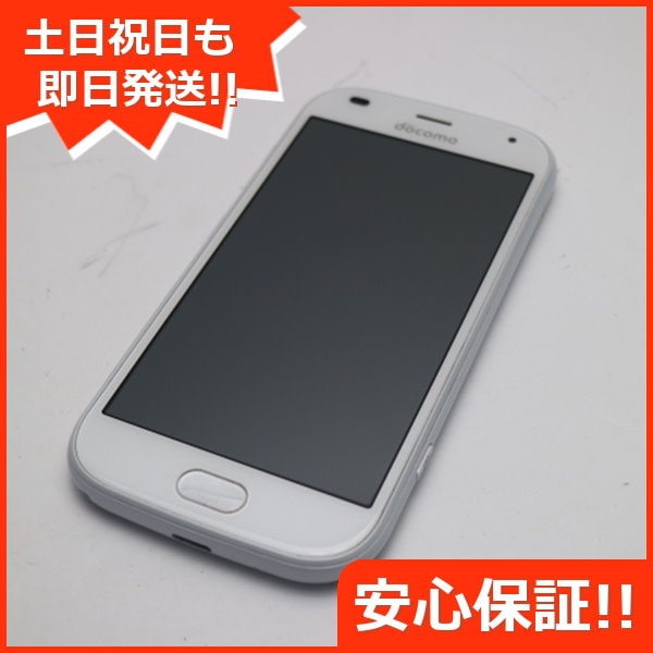 Qoo10] 新品同様 F-42A らくらくスマートフ