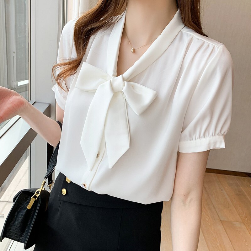 シャツ ブラウス レディース 半袖 Vネック リボン シフォン 上品 かわいい 大人可愛い きれいめ シンプル フォーマル おしゃれ 無地 夏 ママ オフィス ビジネス ホワイト ブルー トップス