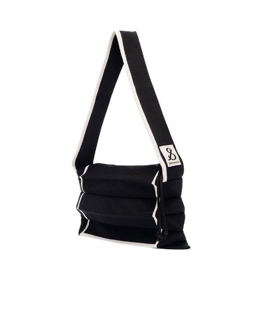 【JOSEPH&STACEY】 LUCKY PLEATS KNIT SHOULDER LINE DRAWING BLACK