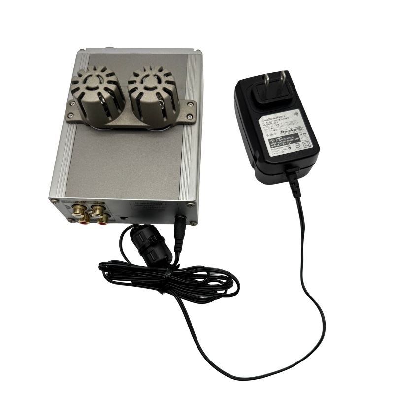 【中古 動作確認済】 audio-technica ヘッドホンアンプ AT-HA22TUBE