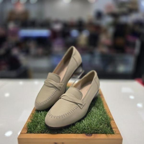 セーブゾーン04 女性ステッチセミドレスポイントラウンドトゥシェイプモールドローファー4cm ベイ (S45523836)