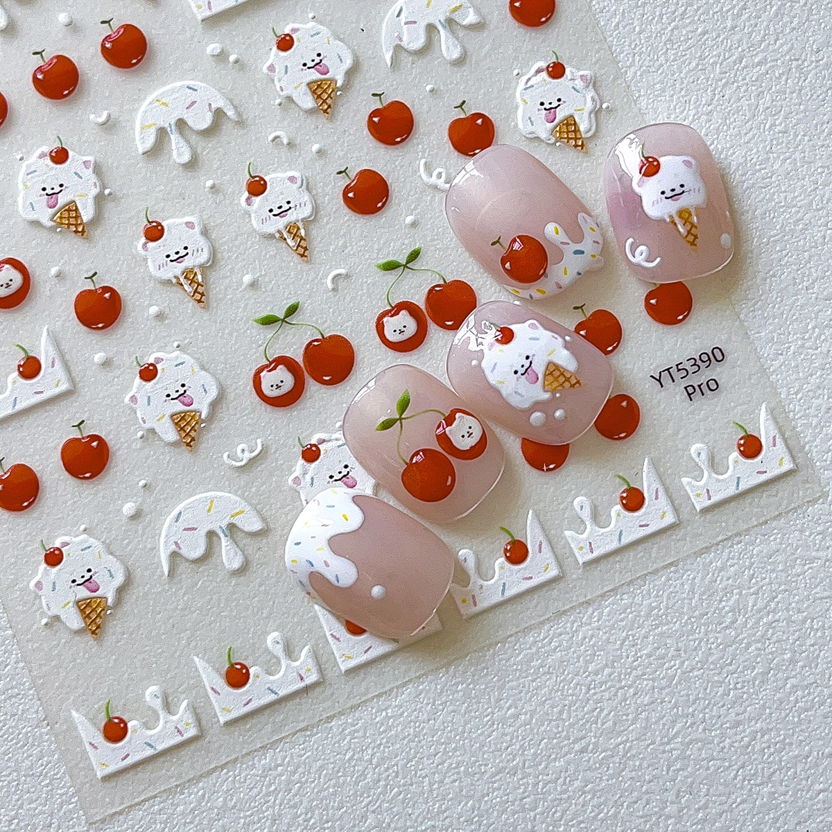 【1点ご購入 で10点プレゼントいたします】ダブルケーキ子犬ネイルシールかわいいキャラクターさくらんぼの甘いデコレーションシール