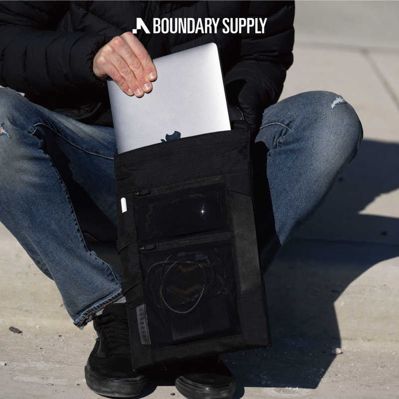BOUNDARYSUPPLY　FIELDSPACE LAPTOP SLEEVE ブラック　TEFLS0101