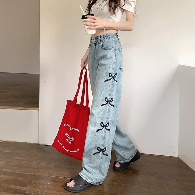 パンツ レディース サイドリボンデニムパンツ サイドリボン刺繍 ハイウエスト ワイドレッグパンツ フロアレングスパンツ 大人可愛い ママコーデ 韓国 オルチャン 人気 トレンド 新作 20代 30代