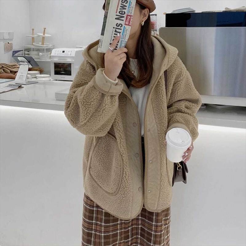 2色 ボア コート ジャケット アウター モコモコ 大人可愛い リバーシブル 2WAY きれいめ 大人 上品 おしゃれ お洒落 レトロ クール エレガント 主役級 存在感 レディース 長袖 襟つき 無