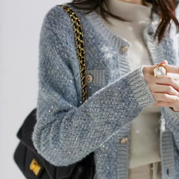 レディース トップス ジャケット ニット カーディガン 長袖 ラウンドネック ストレート スパンコール ニット かわいい 大人可愛い きれいめ シンプル 上品 おしゃれ かっこいい ガーリー