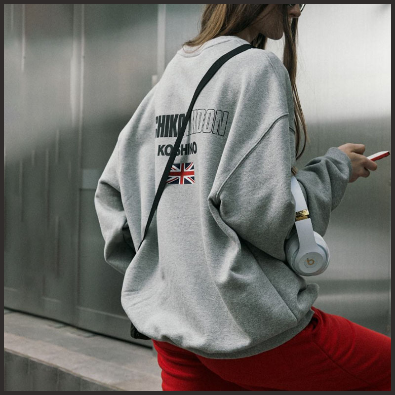 SIGNATURE BACK LOGO SWEATSHIRT _UNISEX GREY