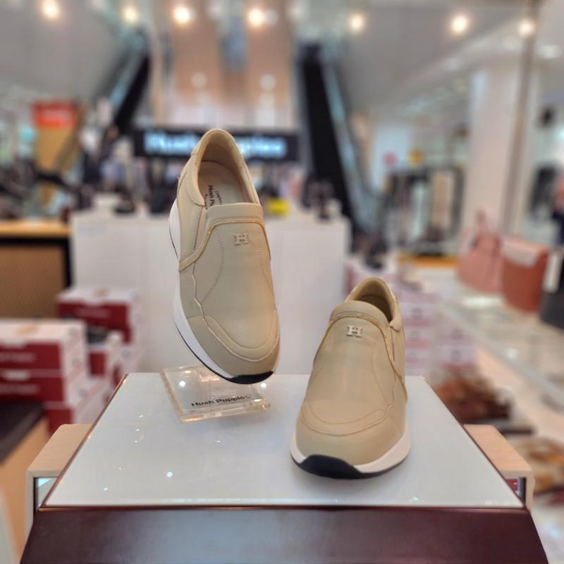 女性の足に優しい5cm軽量コンフォートスリッポン3fr483-B