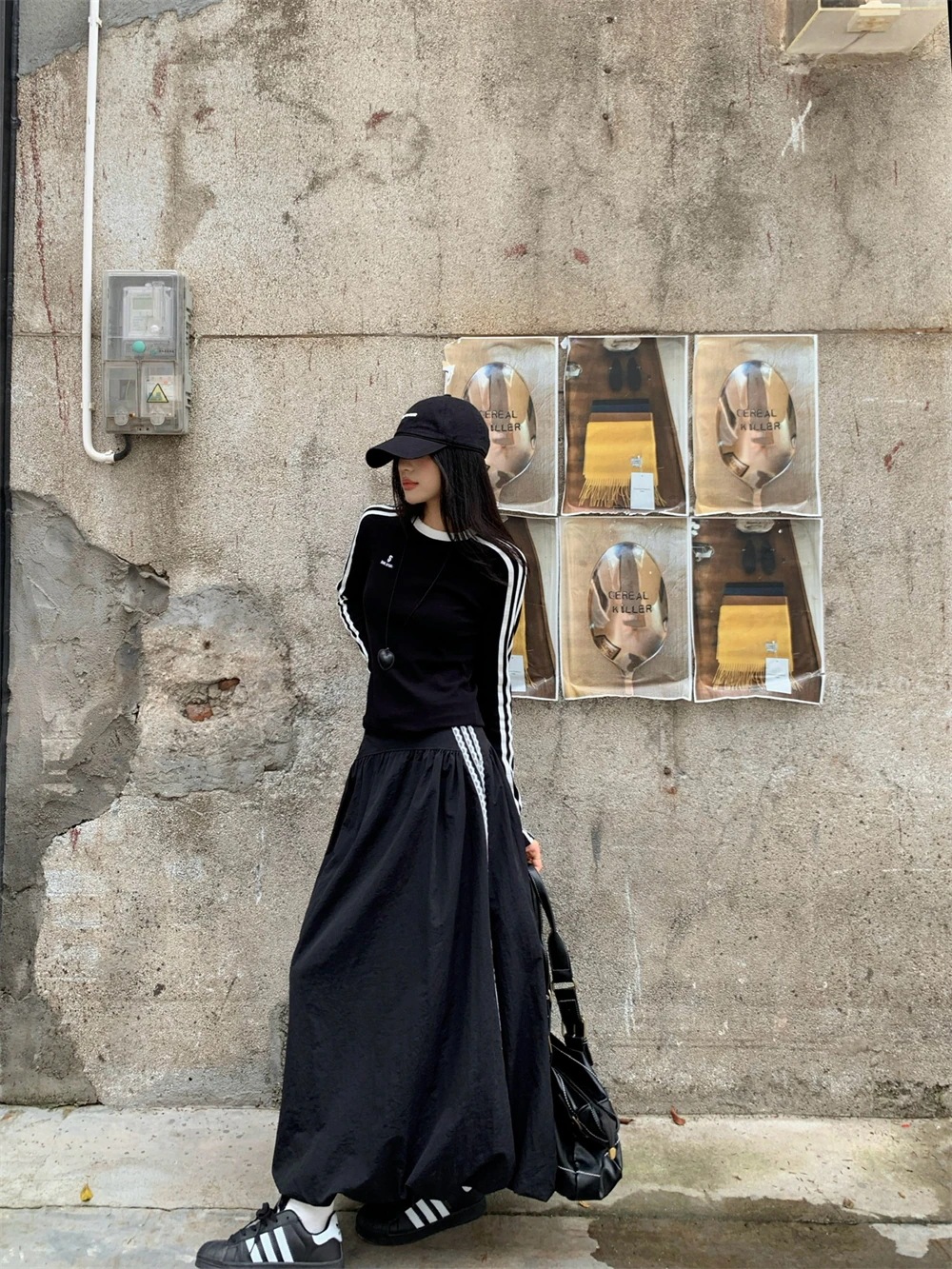 秋冬セットアップ サイドライン ロゴ トップス ロングスカート スリムフィット ロンT 長袖 レトロ 韓国ファッション レディース スポーツミックス カジュアル