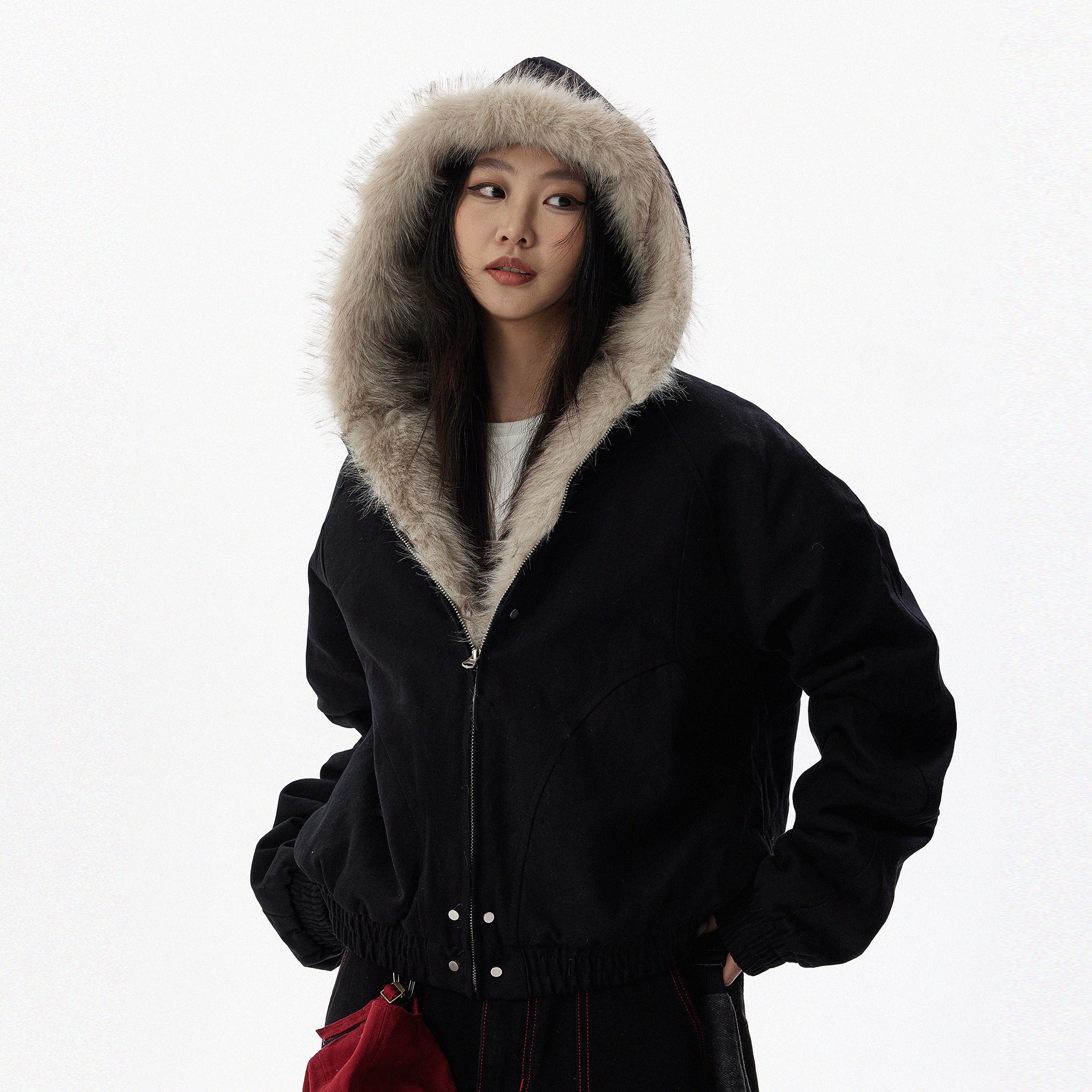 ファーフードジップジャケット 2色 レディース トップス ストリート ファスナー ポケット かわいい シンプル カジュアル おしゃれ こなれ感 無地 秋 冬 デート お出かけ アウトドア 旅行 休日