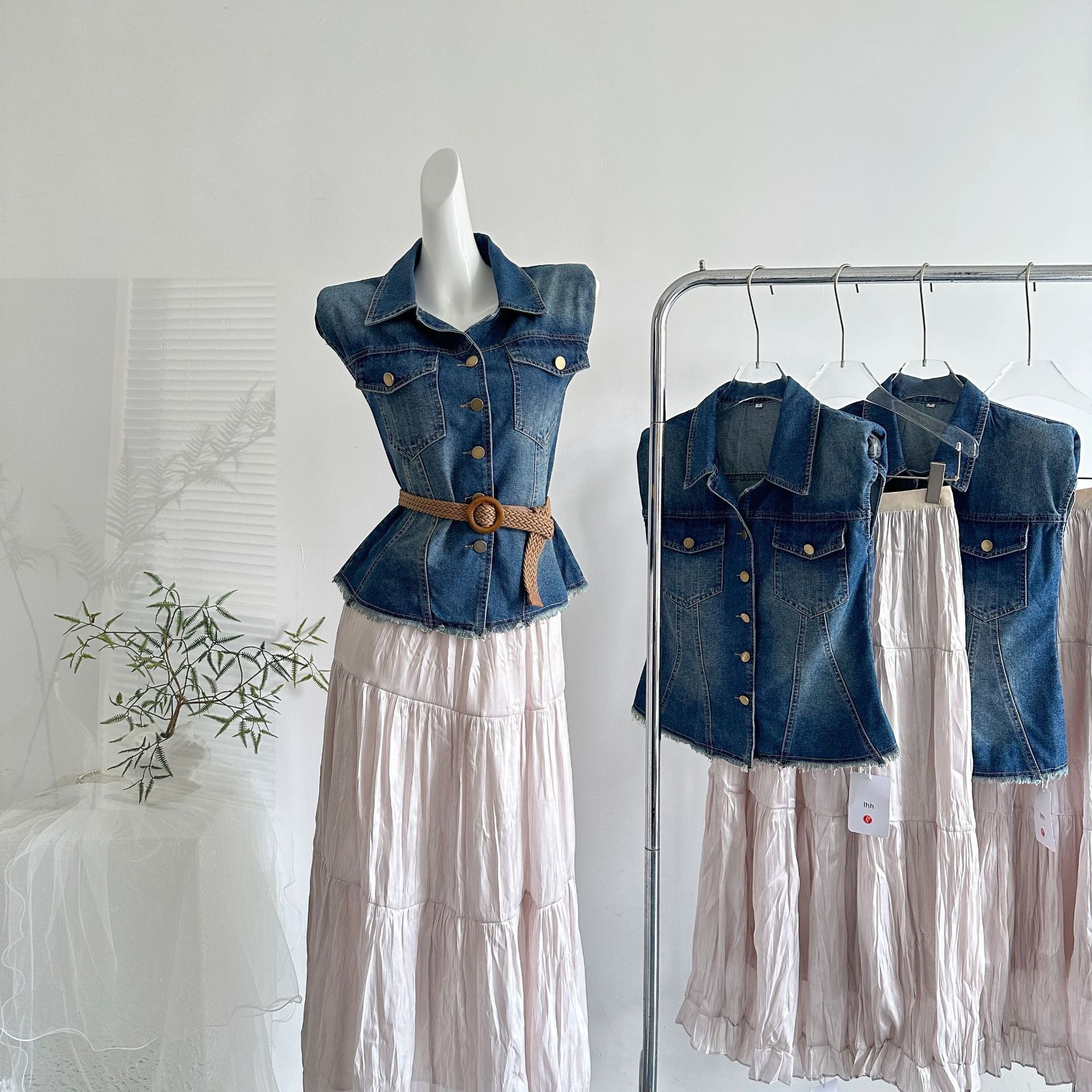 【着こなし レトロ襟 デザイン性 シングルボタン 毛無し ジレ スカート セット 女性用】