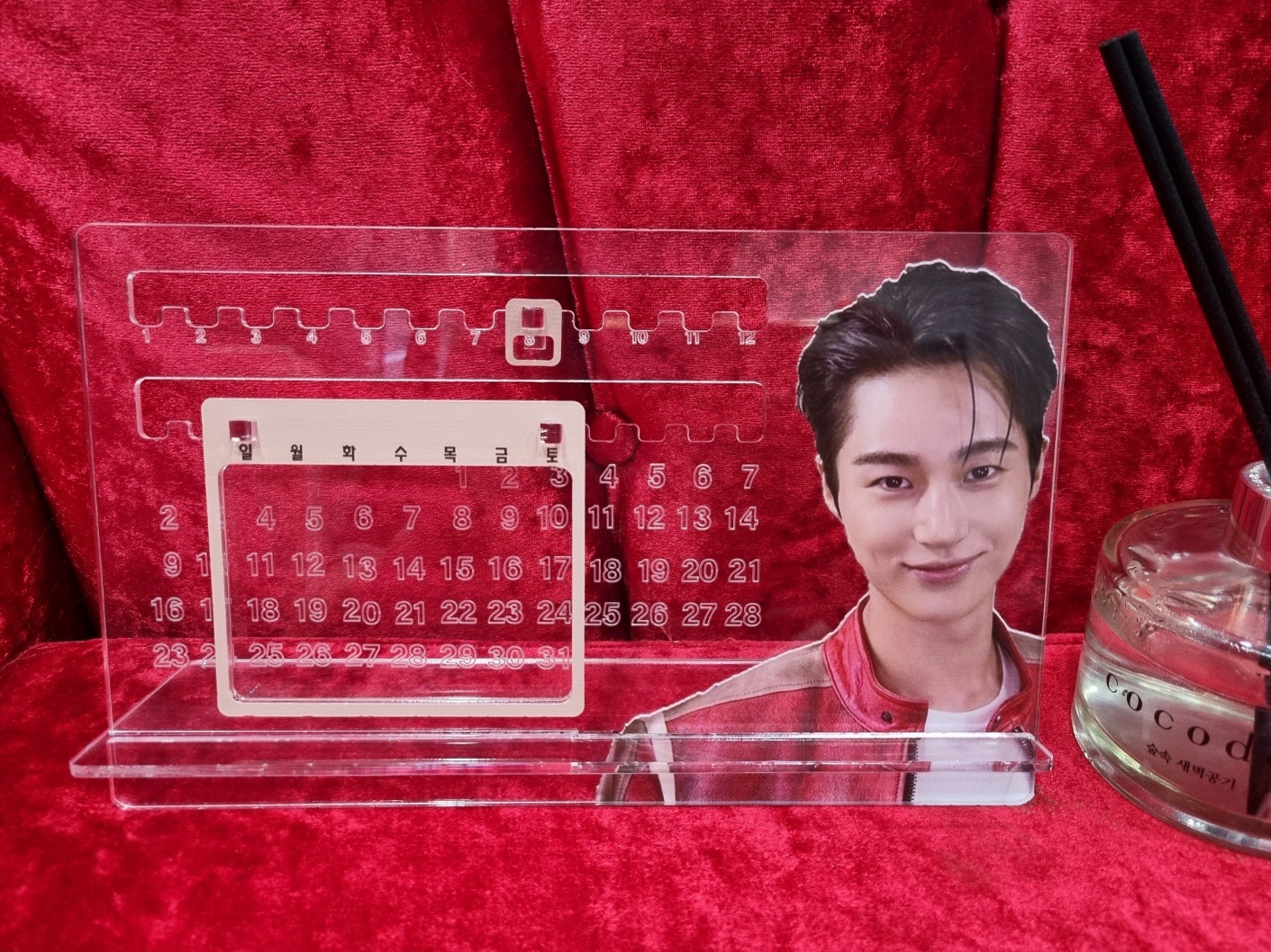 ビョンウソクグッドアクリル万年カレンダー