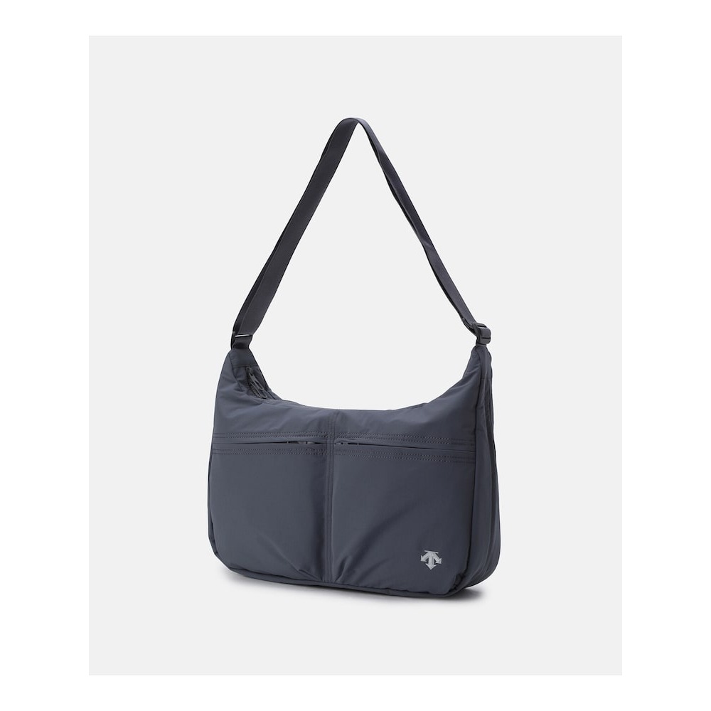 DESCENTE ラージカジュアル拡張可能ホーボーバッグ SQ123UBG1E PG3SQ123UBG1E