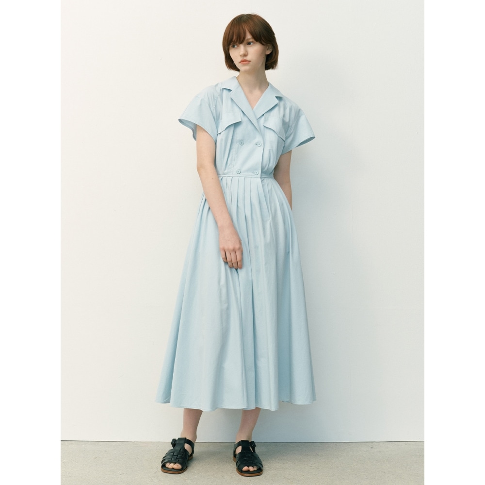 AND YOU コリングウッドノッチカラープリーツロングドレス (ライトブルーチャコール)