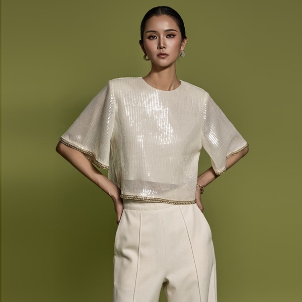 B3026 スパングル ブラウス