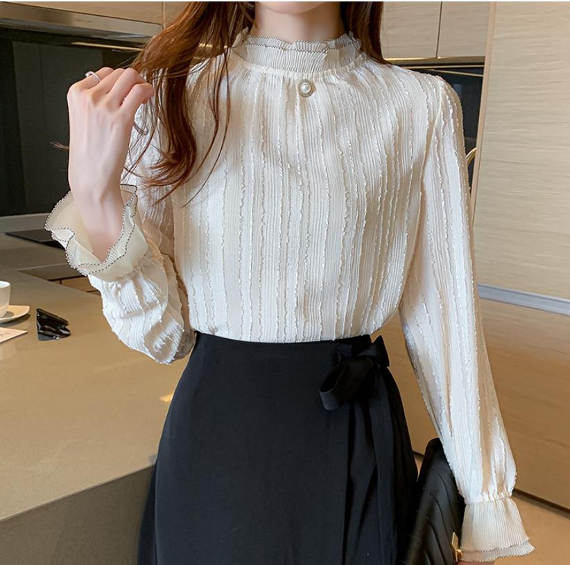 秋と冬のレース底入れシャツ女性の長袖フリル襟プラスベルベット厚い底入れシャツスリムトップス