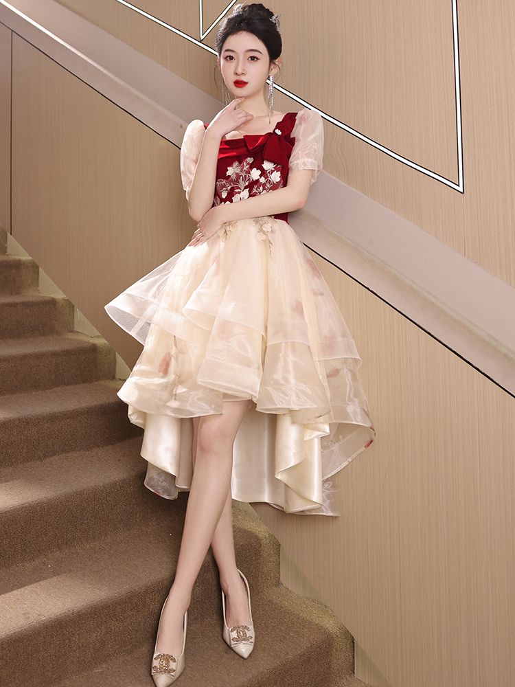 ウェアブライダル2024夏レッドバンケット小さな婚約結婚式のドレススカート女性用