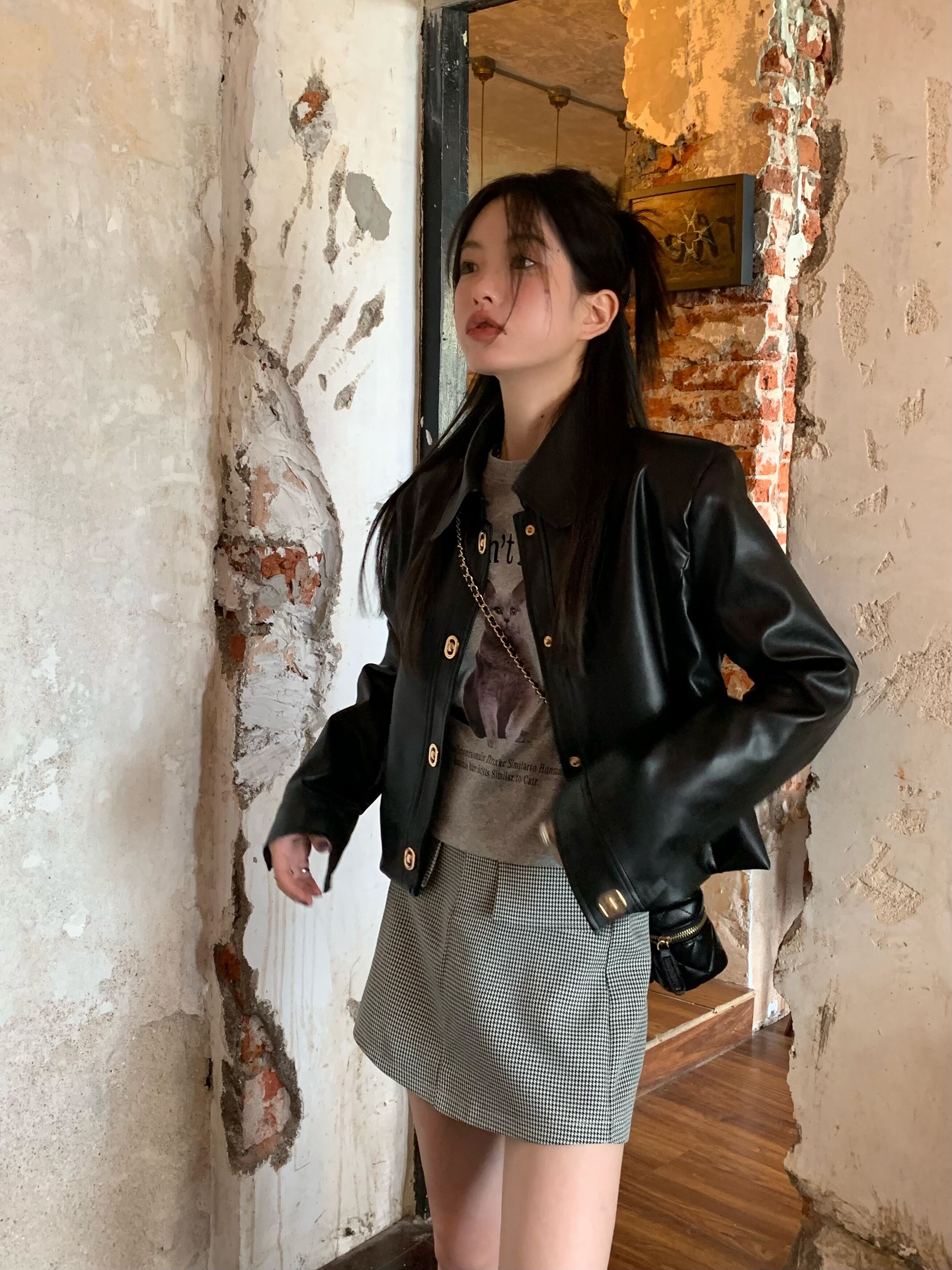 アウターライダースジャケットかわいい アウタートップス 色っぽ ジャケット 女っぽきれ丈 スタンドネックショート 長袖 羽織り合成レディースフェイクコーデカジュアルシルエットゆったりファッション系サイ