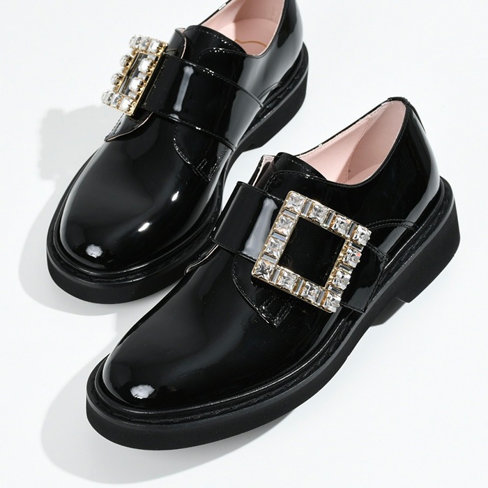 Roger Vivier ロジェヴィヴィエ 靴 ローファー ヴィヴ レンジャー パテントレザーシューズ RVW54835700D1P レディース B999 BLACK ブラック 黒 レザー 87,615円