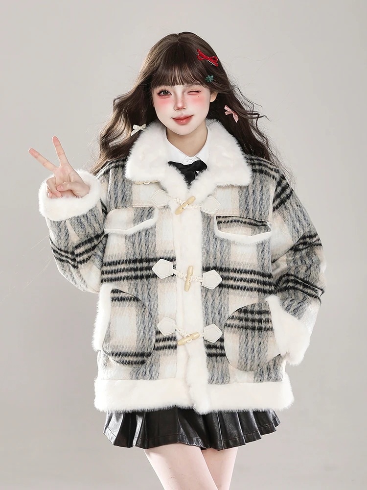 あたたかい冬 韓国防寒あったか暖かいかわいい厚手アウター白羽織るハイネックファッション系大人ゆったりカジュアルストリートスタンドネックにサイズ丈シルエットレディース黑 ふっくら中綿 2025秋冬
