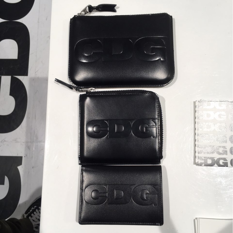 Qoo10] コムデギャルソン 国内発送 / 正規店買付 【COMME