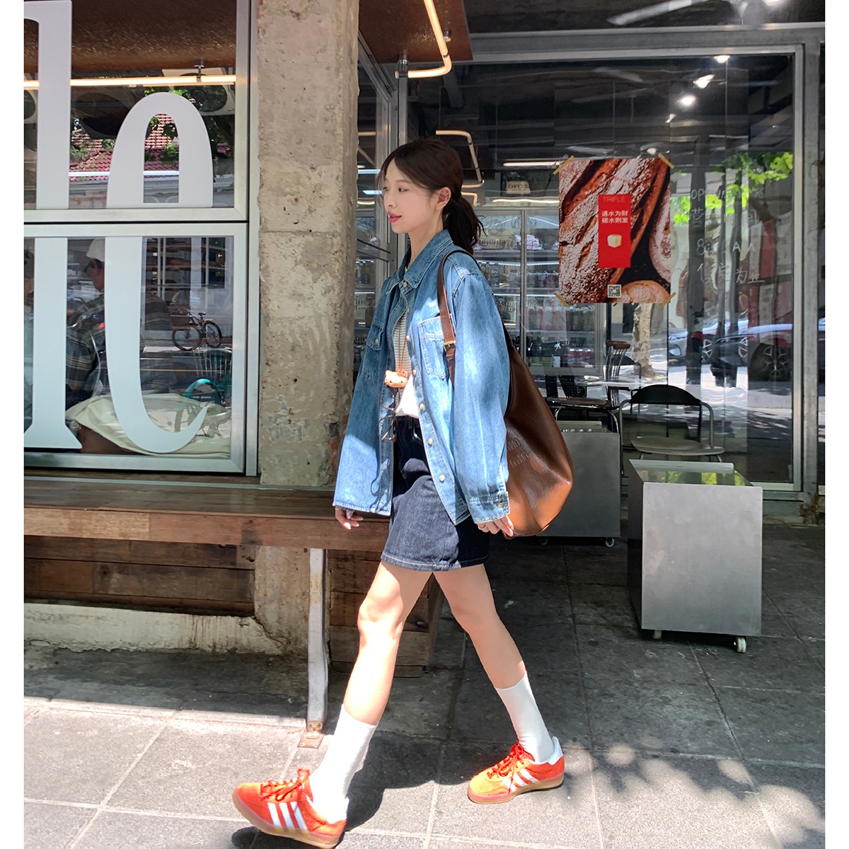 レトロデニムショートスカートレディース2024秋カジュアル万能気質スリムスカート