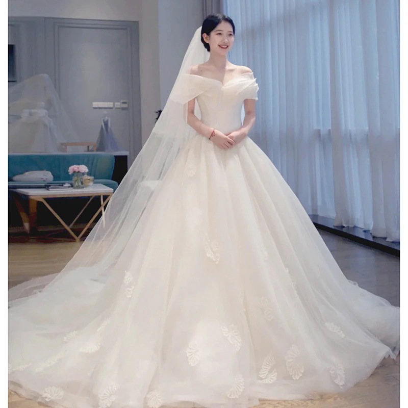 ワンショルダーライトウェディングドレス2025ブライダルハイエンドテクスチャスリミング主糸と大きなテール出糸 14,887円