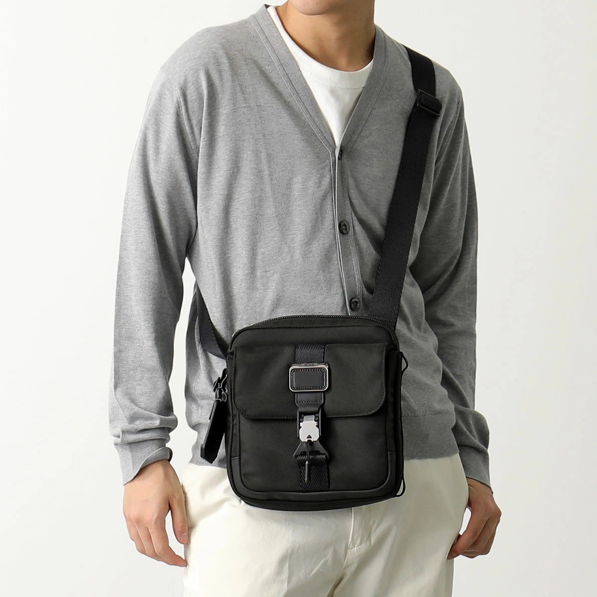 TUMI トゥミ ショルダーバッグ Junior Crossbody ジュニア クロスボディ 142484 1041 メンズ Alpha Bravo アルファブラボー ナイロン 鞄 ブラック