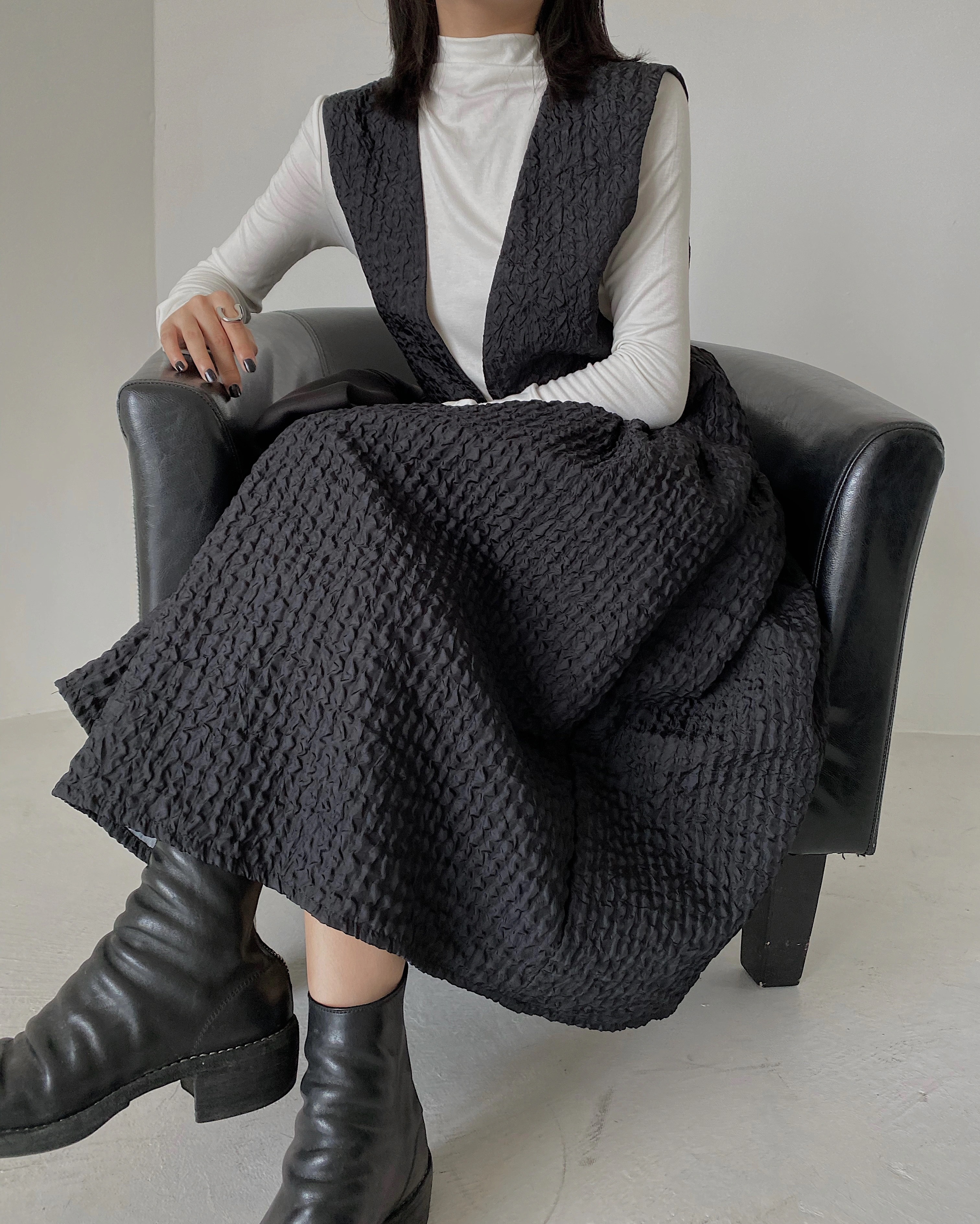 ワンピース サスペンダーワンピース ミドル丈スカート シフォン ブラック S M 秋 スカート プルオーバー 袖なし Vネック 襟なし Aライン かわいい シンプル カジュアル おしゃれ お洒落