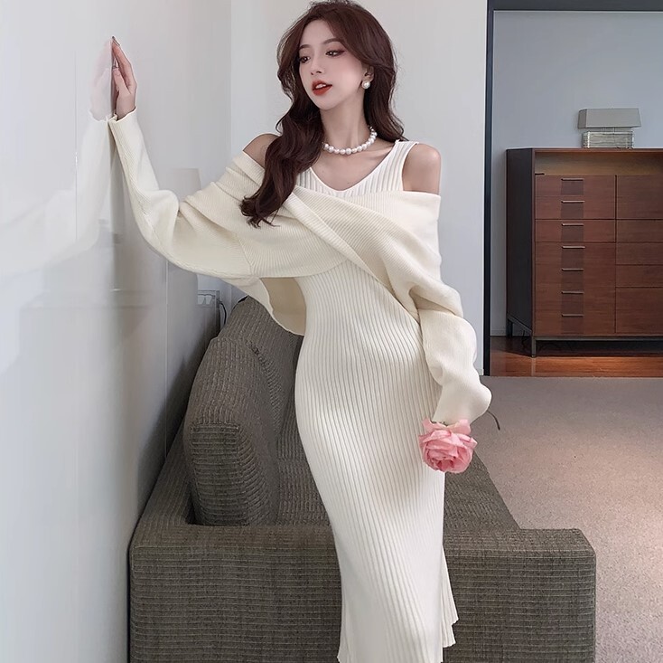 ニットセーター サスペンダーワンピ 2点セット セットアップ 高級 ニッチ ひざ丈 長袖 ニット かわいい 大人可愛い きれいめ シンプル カジュアル 大人 上品 おしゃれ お洒落 かっこいい