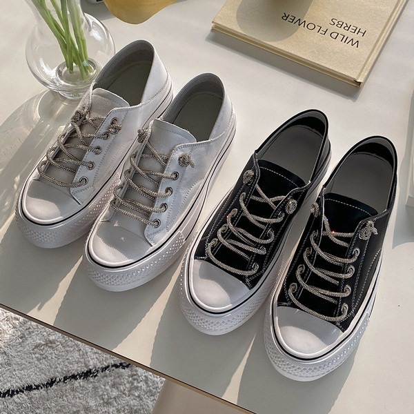 スニーカー 牛革 キャップトゥ ローカット 厚底 靴紐 フラット 黒 白 ブラック ホワイト