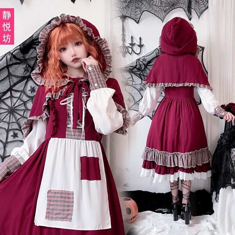 ドラマステージのケープドレスに扮したハロウィン赤ずきんちゃんパッチワークショール付き