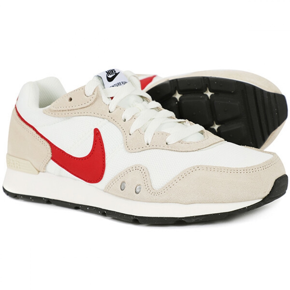 ナイキ W ベンチャー ランナー