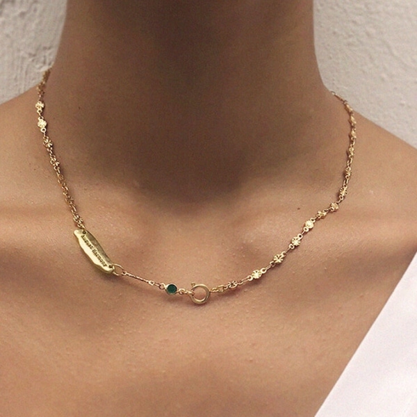 [August Harmony] Green star necklace (2color)