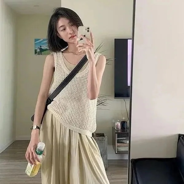 【20点セット】メガ割透かし彫りのセーターのニットのベストのストのブラウスの女性のの外掛けは馬甲の袖なしの肩の日焼け止めの上着を重ねて着ます値下げセール