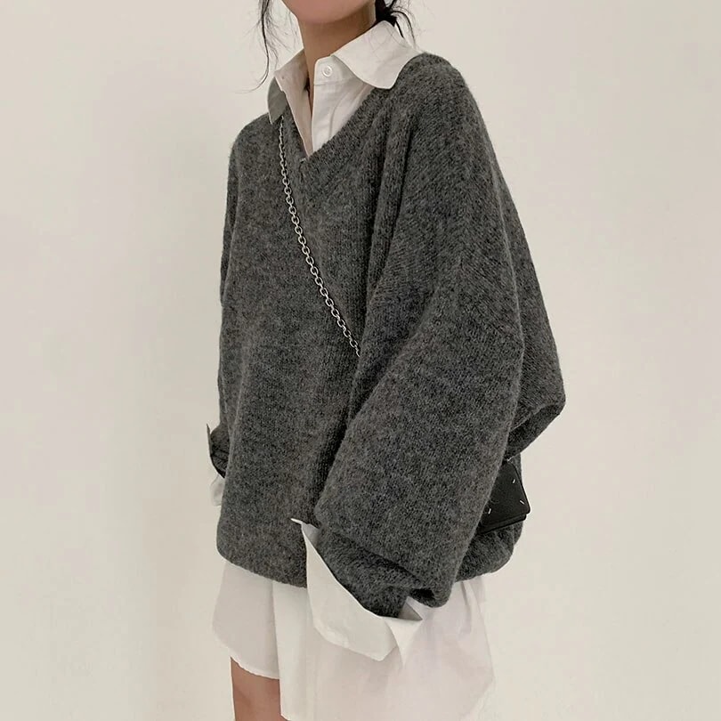 韓国の女性ファッション / ワンピースも可能なオーバーサイズVネックニット nt1090