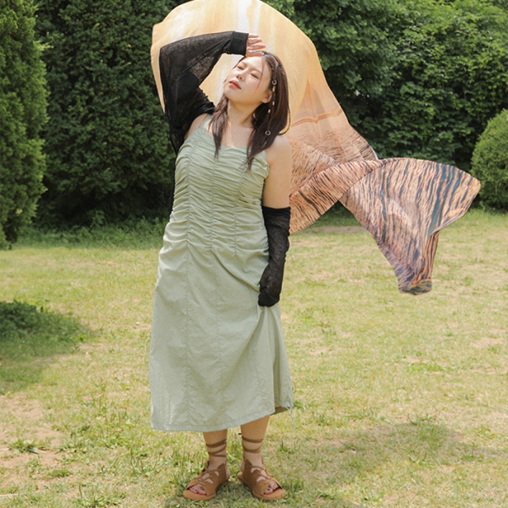 (JSTYLEのイーブレット) イーブレットバヘムナイロンシャーリングビスチェロングワンピース JSTYLE