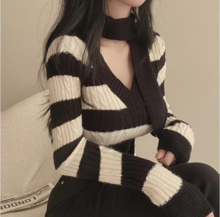 韓国麻柄Vネックスリムセーターマフラーショート丈ストライプニットトップス女