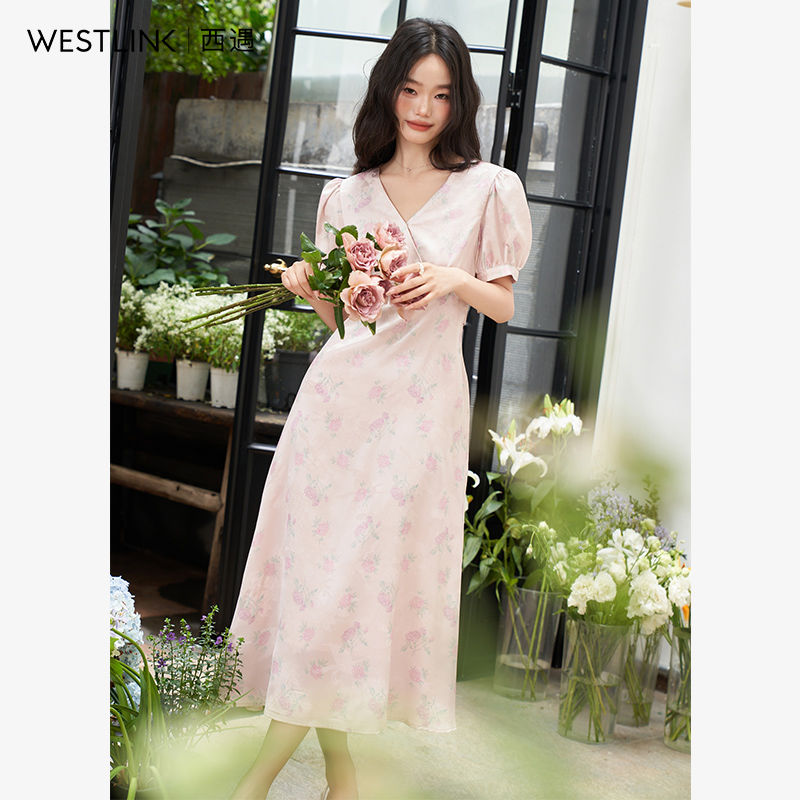 ソフトピンク プレミアムワンピース 2025春夏 シャインジャカード Vネック ウエストシェイプ フラワープリント ワンピース ワンピース レディース ロングワンピース ワンピース 夏 パーティードレ