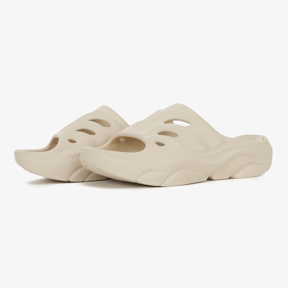 THE NORTH FACE フィオルスライド_BEIGE NS81R11B